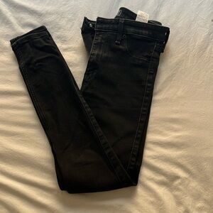 Black skinny jeans